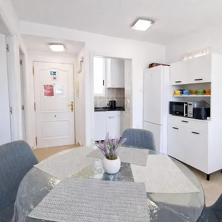 Super Two-room With Terrace And Pool 公寓 *